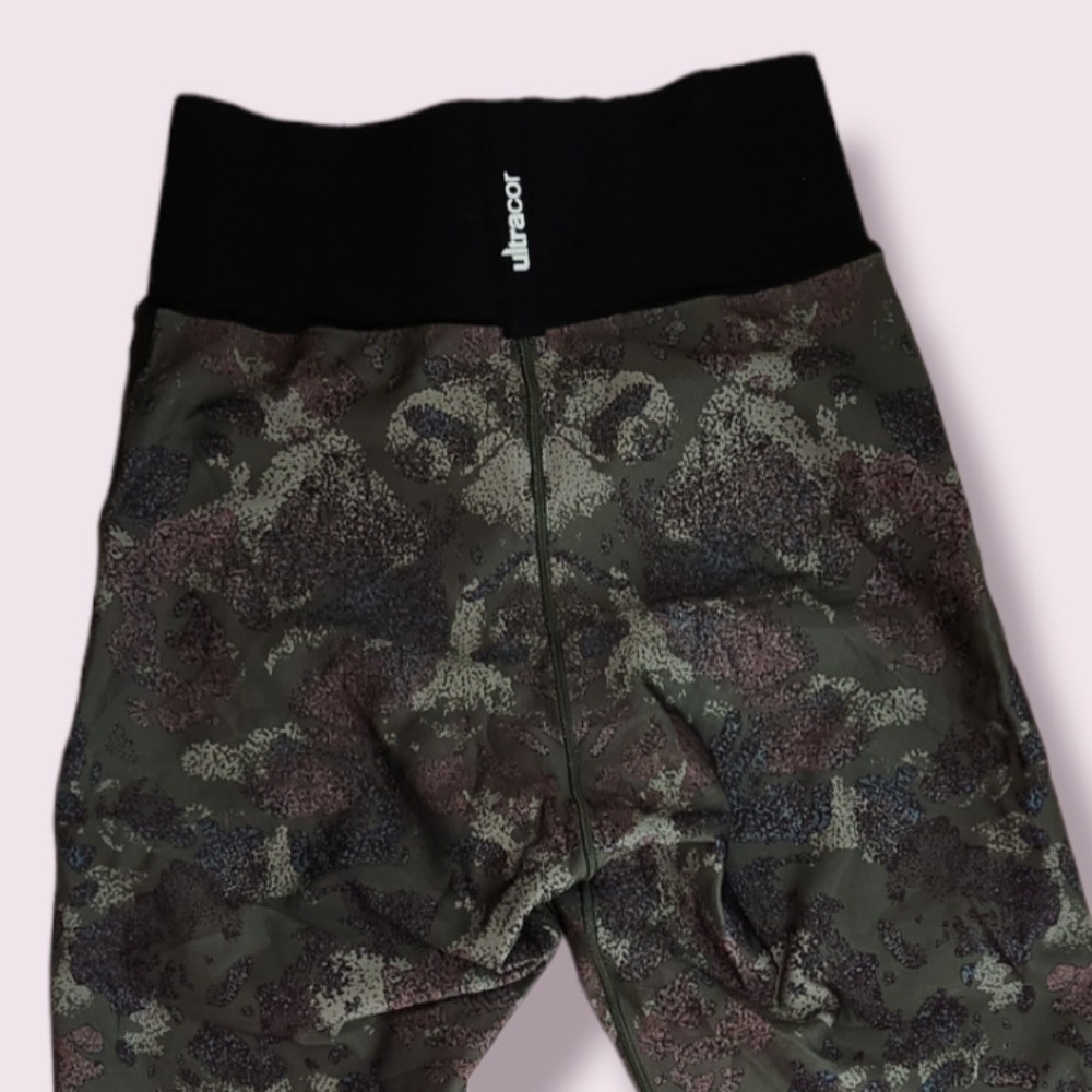Ultracor Green Camo Leggings - Picture 2 of 6